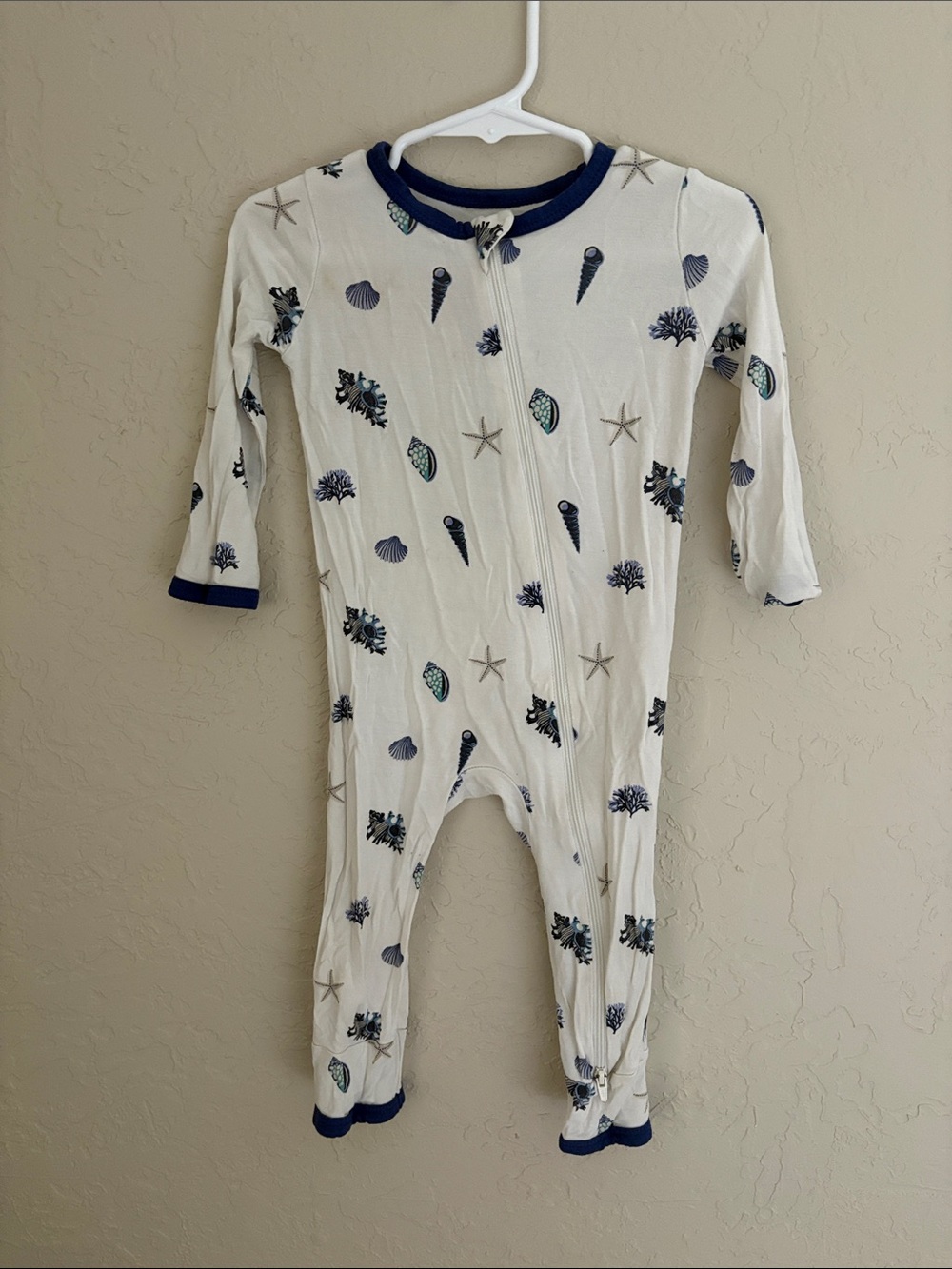 Kyte BABY White Footie with Navy Trim and Ocean Motif